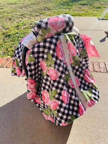Checkered Roses 5 Piece Car Seat Set (W/ Snaps)